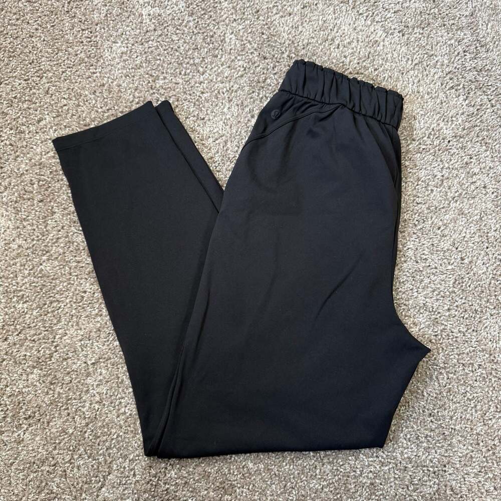 Lululemon Keep Moving Pant Quiet Luxury Minimalist Athleisure Careercore 6 - Picture 2 of 6